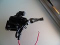 Een eigen adapter gelast. Daarna op de draaibank een uitsparing gemaakt (zodat verliezen erg moeilijk gaat worden)